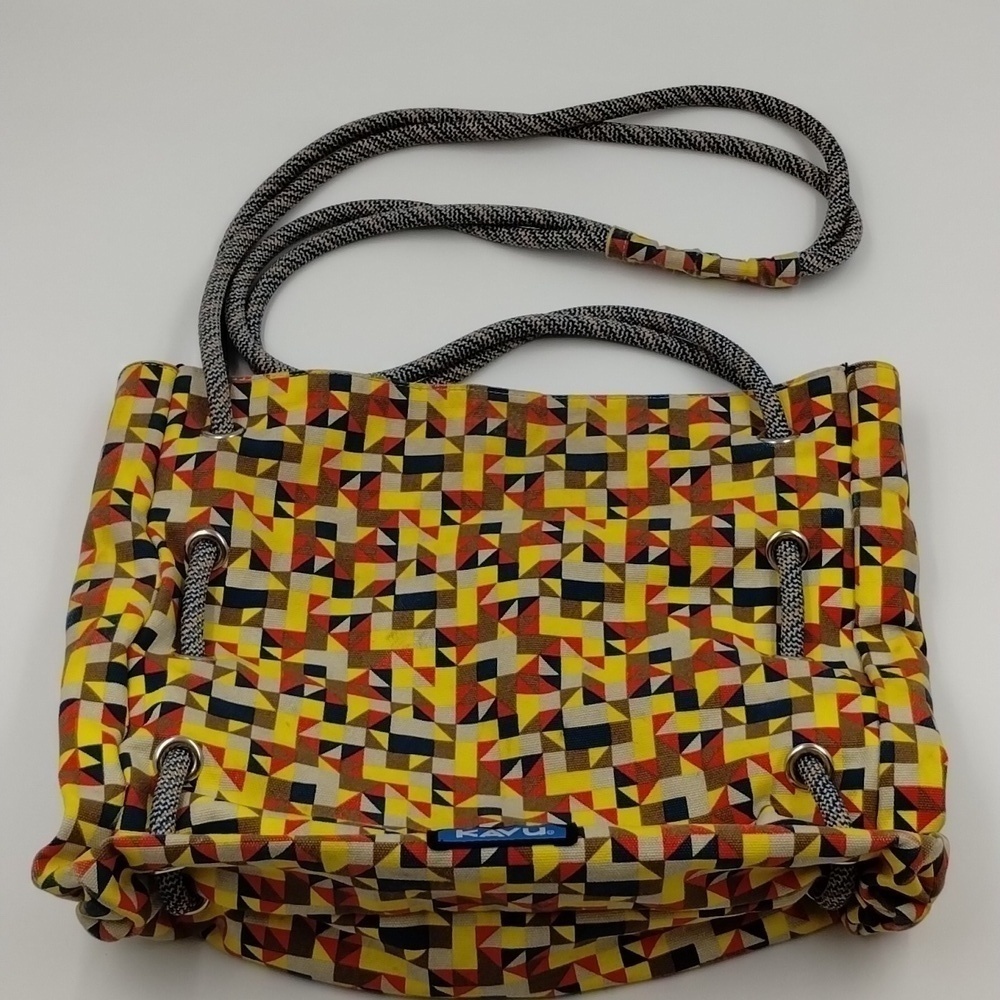 KAVU Keepsake Shoulder Rope Bag Multicolor Triangle Geometric Print
